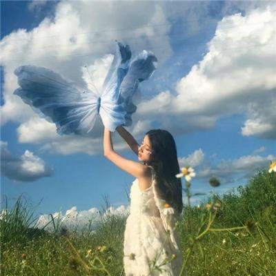 不倒翁的奇幻旅程